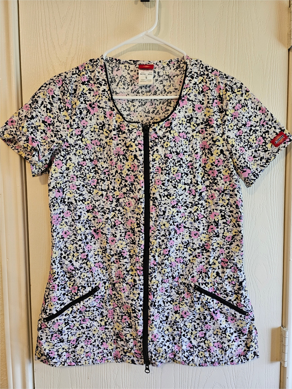 Dickies Pink Black White Floral Zip-Front Short Sleeve Scrub Top